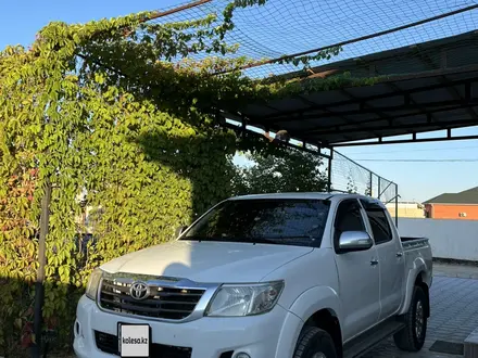 Toyota Hilux 2013 года за 11 500 000 тг. в Актау