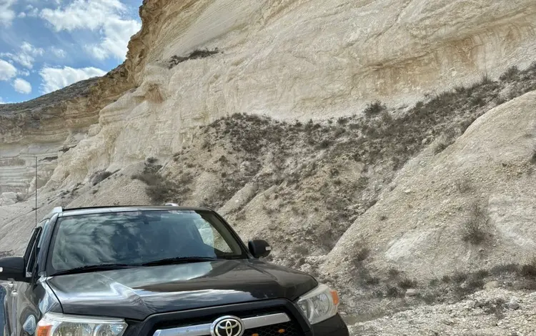 Toyota 4Runner 2013 годаfor15 500 000 тг. в Актау