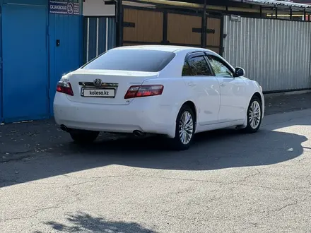 Toyota Camry 2009 года за 7 000 000 тг. в Алматы – фото 2