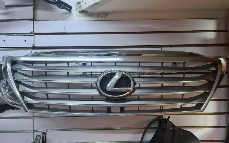 Решетка радиатора Lexus Lx570 2009-2015 за 30 000 тг. в Алматы