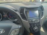 Hyundai Santa Fe 2014 года за 5 800 000 тг. в Уральск – фото 5