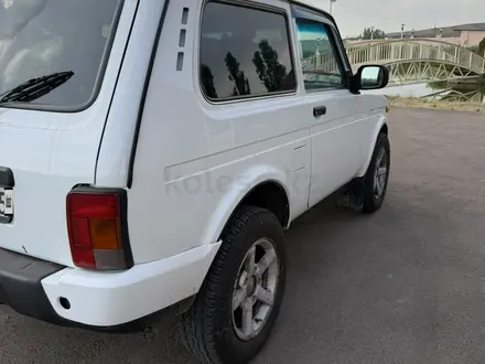 ВАЗ (Lada) Lada 2121 2017 года за 3 600 000 тг. в Алматы – фото 8