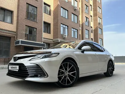 Toyota Camry 2023 года за 15 500 000 тг. в Атырау – фото 15