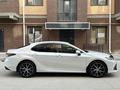 Toyota Camry 2023 годаүшін15 500 000 тг. в Атырау – фото 2