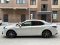 Toyota Camry 2023 годаүшін15 500 000 тг. в Атырау – фото 5