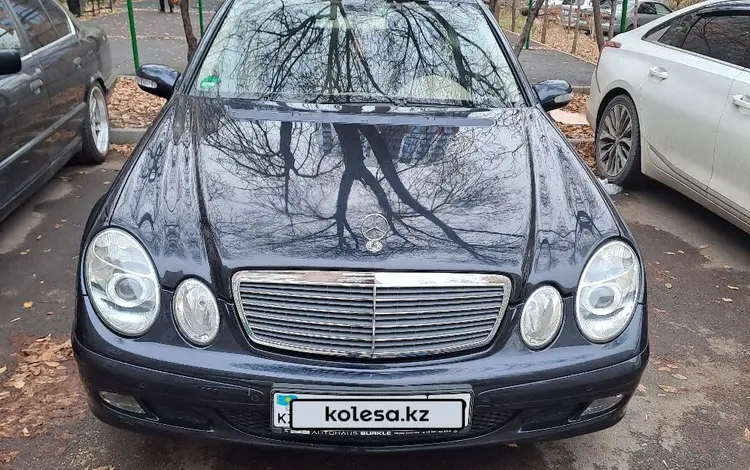 Mercedes-Benz E 200 2004 годаfor5 000 000 тг. в Алматы