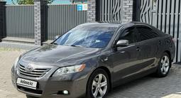 Toyota Camry 2006 года за 5 600 000 тг. в Актобе