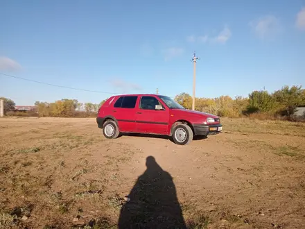 Volkswagen Golf 1993 года за 970 000 тг. в Астана – фото 4