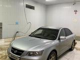 Hyundai Sonata 2005 годаүшін2 900 000 тг. в Актау – фото 4