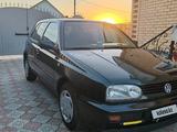 Volkswagen Golf 1995 годаfor1 950 000 тг. в Кокшетау – фото 3