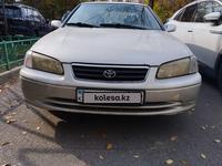 Toyota Camry 2000 годаүшін3 800 000 тг. в Алматы