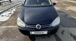 Volkswagen Golf 2006 годаүшін4 300 000 тг. в Алматы