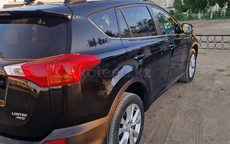 Toyota RAV4 2013 годаүшін6 500 000 тг. в Актобе