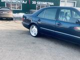 Mercedes-Benz E 230 1996 года за 3 300 000 тг. в Атбасар – фото 3