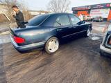 Mercedes-Benz E 230 1996 года за 3 300 000 тг. в Атбасар – фото 4