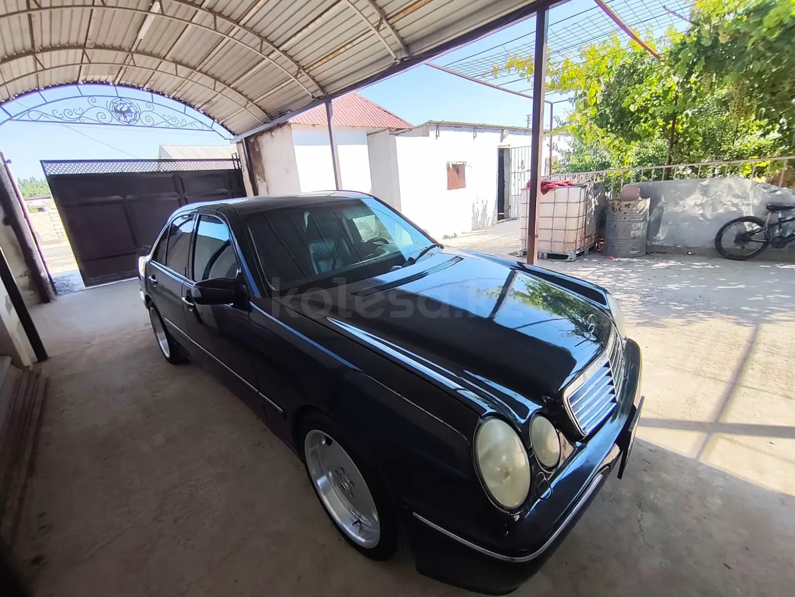 Mercedes-Benz E-Class, 2000