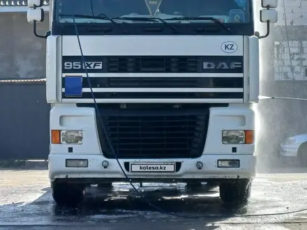 DAF  95 2001 года за 13 500 000 тг. в Алматы – фото 19