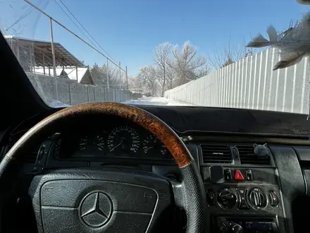 Mercedes-Benz E 280 1996 годаүшін2 850 000 тг. в Алматы – фото 3