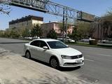 Volkswagen Jetta 2017 года за 6 500 000 тг. в Шымкент – фото 2