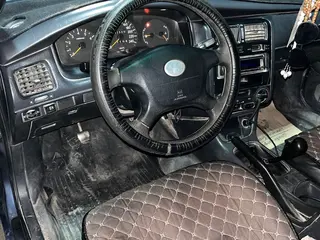 Toyota Carina E