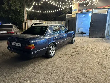 Mercedes-Benz E 230 1988 года за 560 000 тг. в Алматы – фото 10