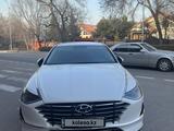 Hyundai Sonata 2022 года за 15 000 000 тг. в Алматы