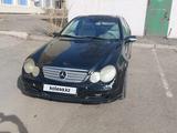 Mercedes-Benz C 230 2002 года за 1 800 000 тг. в Караганда – фото 2