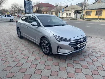 Hyundai Elantra 2019 года за 9 600 000 тг. в Шымкент – фото 12