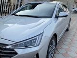 Hyundai Elantra 2019 года за 9 600 000 тг. в Шымкент – фото 3