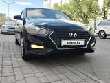 Hyundai Accent 2018 годаүшін5 700 000 тг. в Астана – фото 2