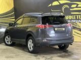 Toyota RAV4 2016 годаүшін10 490 000 тг. в Актобе – фото 5