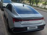 Hyundai Elantra 2023 года за 10 200 000 тг. в Алматы – фото 3