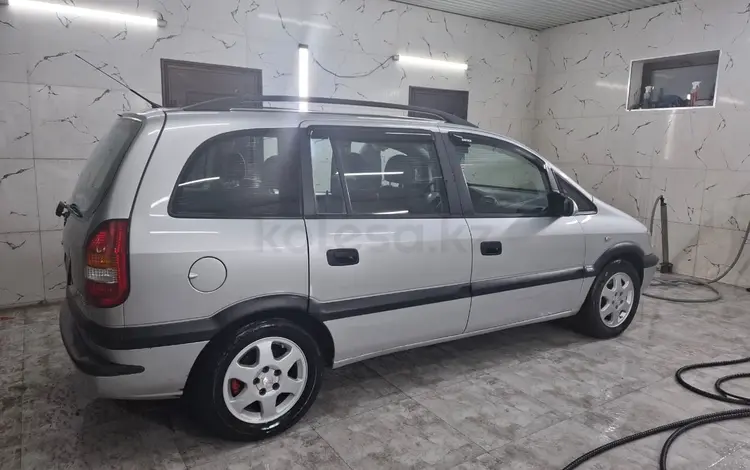 Opel Zafira 2001 годаfor3 100 000 тг. в Шымкент