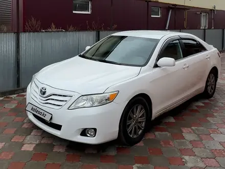 Toyota Camry 2009 года за 6 600 000 тг. в Актобе – фото 2