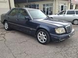Mercedes-Benz E 320 1993 года за 1 500 000 тг. в Алматы – фото 4