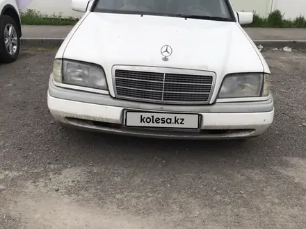Mercedes-Benz C 180 1995 года за 2 000 000 тг. в Алматы – фото 3