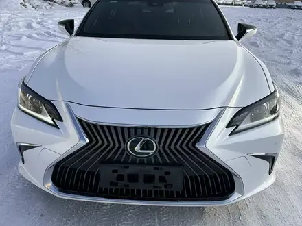 Lexus ES 200 2019 года за 18 500 000 тг. в Алматы – фото 6