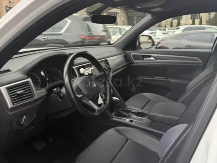 Volkswagen Atlas 2019 года за 22 000 000 тг. в Алматы – фото 10
