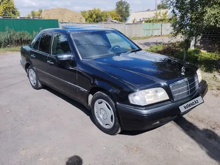 Mercedes-Benz C 200 1996 года за 2 450 000 тг. в Кокшетау – фото 3