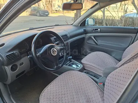 Volkswagen Passat 2001 года за 2 200 000 тг. в Алматы – фото 4