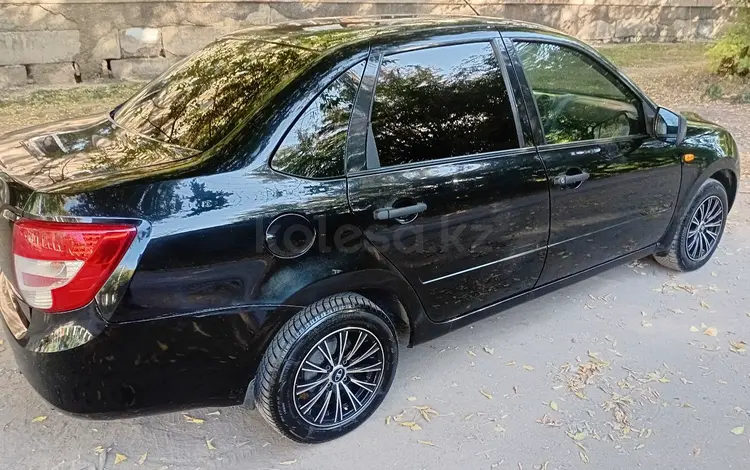 ВАЗ (Lada) Granta 2190 2014 года за 1 930 000 тг. в Караганда