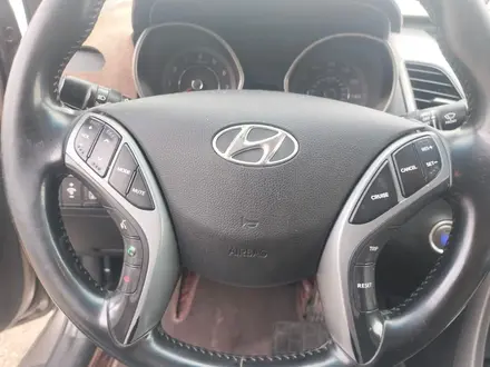 Hyundai Elantra 2016 года за 4 100 000 тг. в Атырау – фото 14