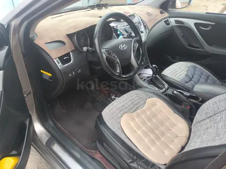Hyundai Elantra 2016 года за 4 100 000 тг. в Атырау – фото 6
