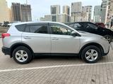 Toyota RAV4 2013 года за 8 300 000 тг. в Астана