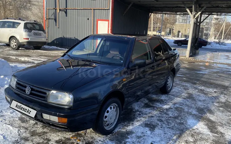 Volkswagen Vento 1996 годаfor1 300 000 тг. в Алматы