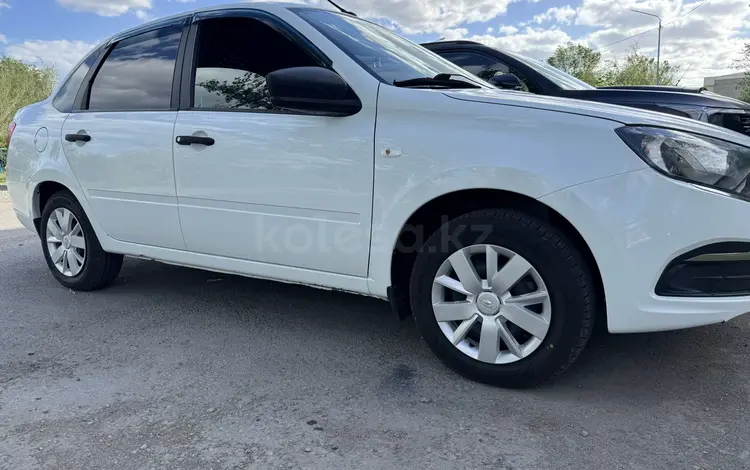 ВАЗ (Lada) Granta 2190 2019 годаүшін3 300 000 тг. в Павлодар