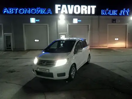 Honda Freed Spike 2014 года за 6 200 000 тг. в Петропавловск