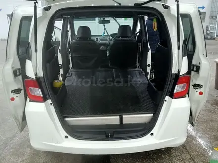 Honda Freed Spike 2014 года за 6 200 000 тг. в Петропавловск – фото 7