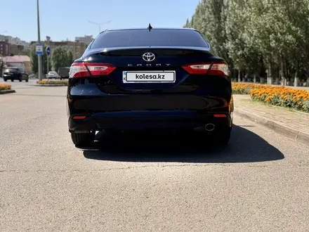 Toyota Camry 2019 года за 12 700 000 тг. в Астана – фото 6