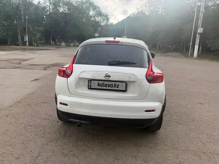 Nissan Juke 2014 года за 5 000 000 тг. в Актобе – фото 4